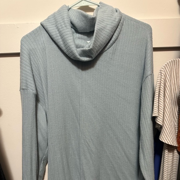 Cowl Neck Sweater Top - Picture 2 of 3